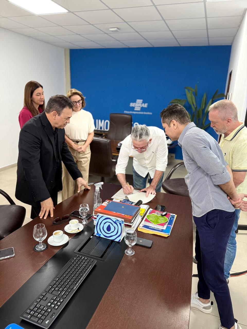Superintendente do SEBRAE-PB, Dr. Luiz Alberto Amori na Assinatura do Pacto pela inovação