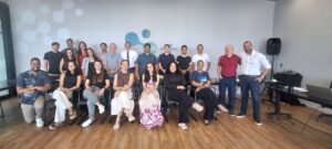 Colíderes do ecossistema de inovação da Paraíba reunidos durante o 2º Workshop de Líderes promovido pelo Farol Digital no Hub Sebrae, em João Pessoa.